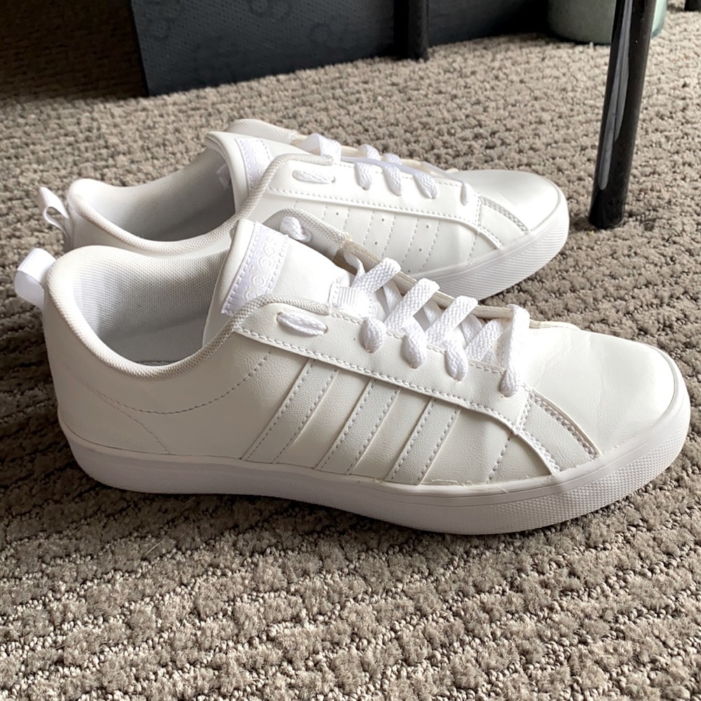 Women’s adidas superstar white